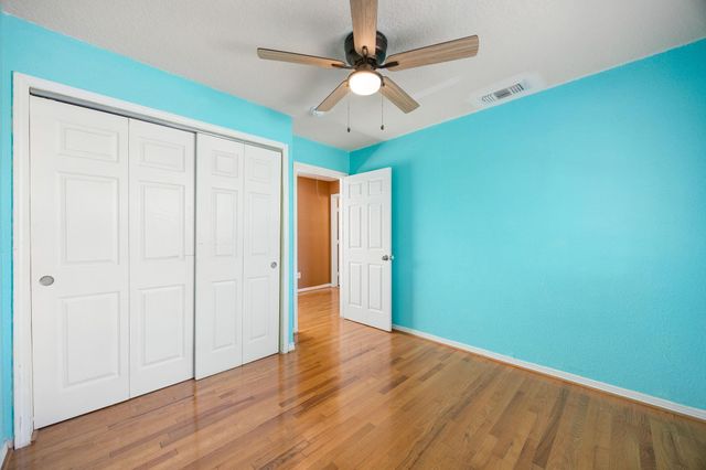 8434 Folkstone Lane, Houston, TX 77075