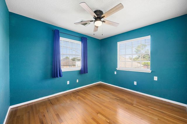 8434 Folkstone Lane, Houston, TX 77075