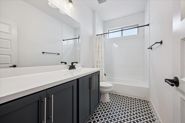 8112 Skytex ST, Austin, TX 78744