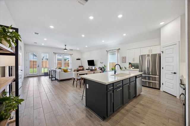 8112 Skytex ST, Austin, TX 78744