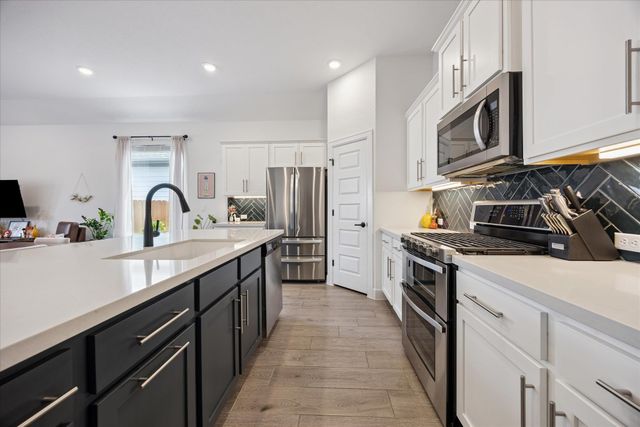 8112 Skytex ST, Austin, TX 78744