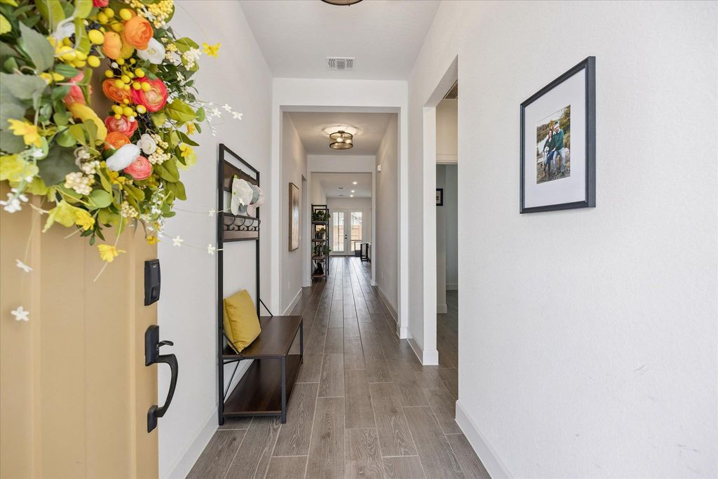 8112 Skytex ST, Austin, TX 78744