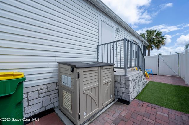 971 Laurel Circle, Barefoot Bay, FL 32976