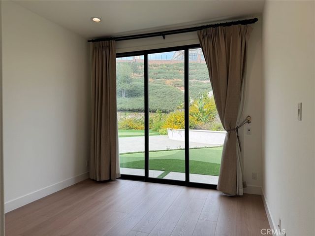 101 interstellar, Irvine, CA 92618