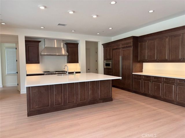 101 interstellar, Irvine, CA 92618