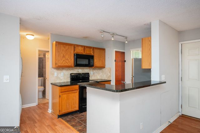 915 Wentworth Court, Johns Creek, GA 30022