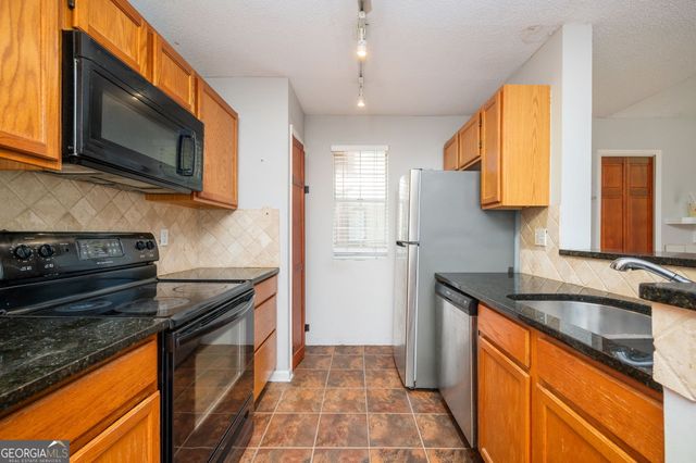915 Wentworth Court, Johns Creek, GA 30022