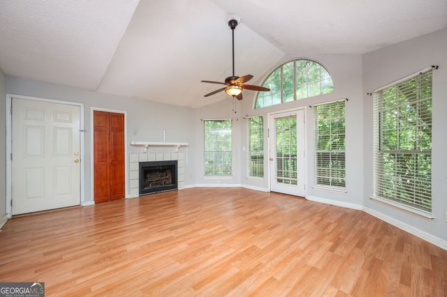915 Wentworth Court, Johns Creek, GA 30022