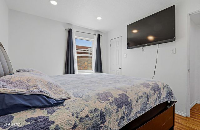 1928 SAINT JOHNS Drive, El Paso, TX 79903