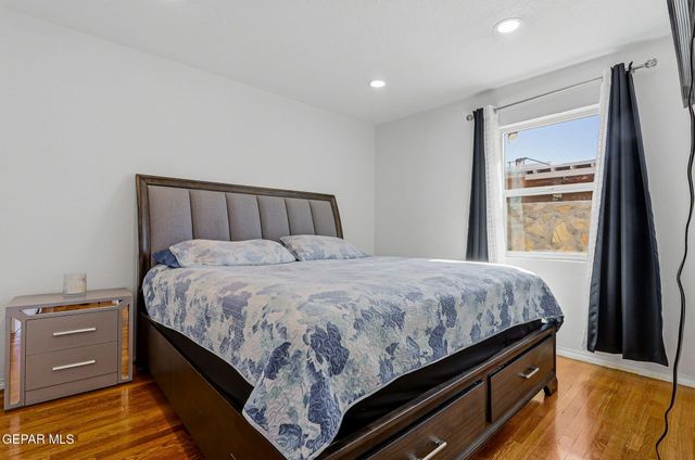 1928 SAINT JOHNS Drive, El Paso, TX 79903