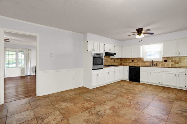 11670 MACON RD, Eads, TN 38028