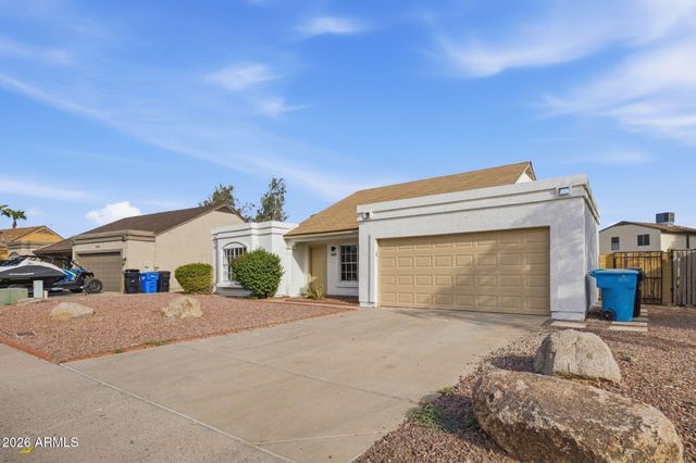4509 W TOPEKA Drive, Glendale, AZ 85308