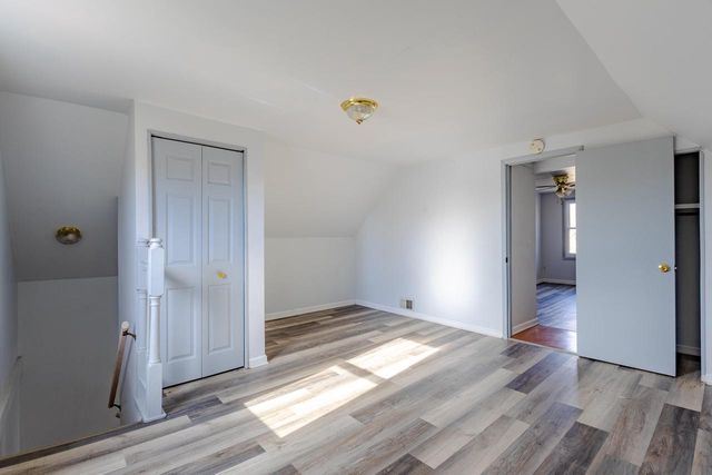 3863 E Squire AVENUE, Cudahy, WI 53110