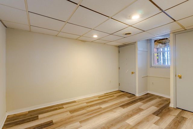 3863 E Squire AVENUE, Cudahy, WI 53110