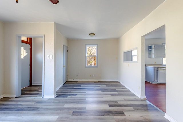 3863 E Squire AVENUE, Cudahy, WI 53110