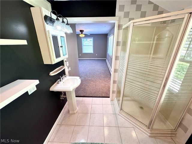 8016 Harris Drive, Garrettsville, OH 44231