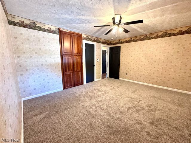 8016 Harris Drive, Garrettsville, OH 44231