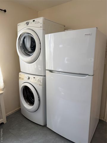 254-07 75th Avenue A-1st Floor, Glen Oaks, NY 11004