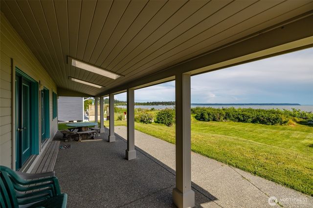 754 Livingston Bay Shore Drive, Camano Island, WA 98282