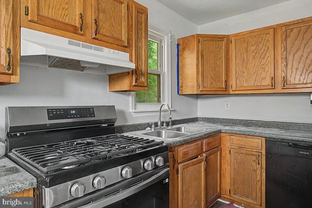 7 DEBORAH AVE, New Castle, DE 19720