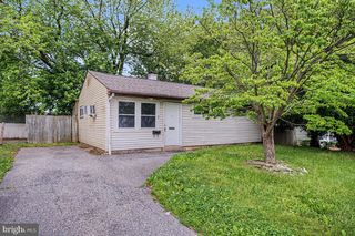 7 DEBORAH AVE, New Castle, DE 19720