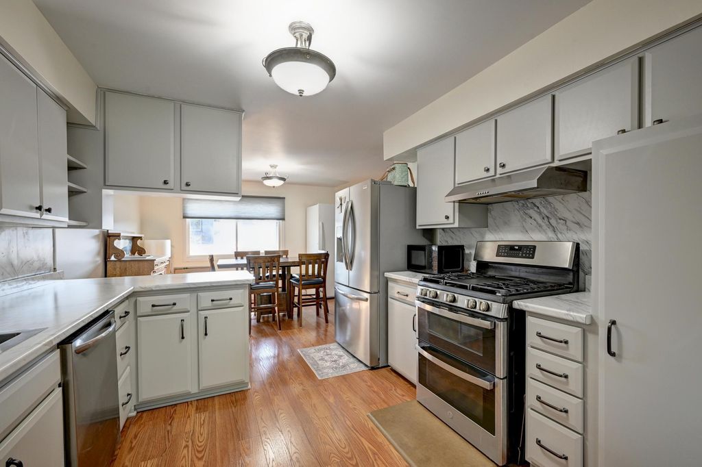 2725 9th Lane, Anoka, MN 55303 — photo 2
