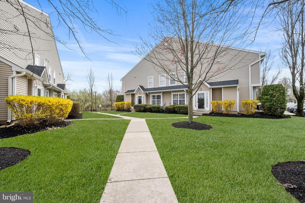7408 BALTIMORE DR, Marlton, NJ 08053