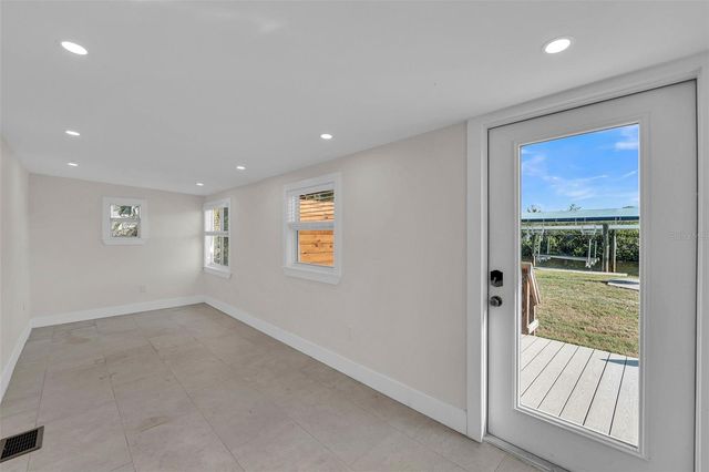 2880 8TH AVENUE, St James City, FL 33956