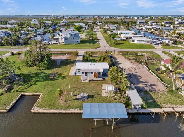 2880 8TH AVENUE, St James City, FL 33956