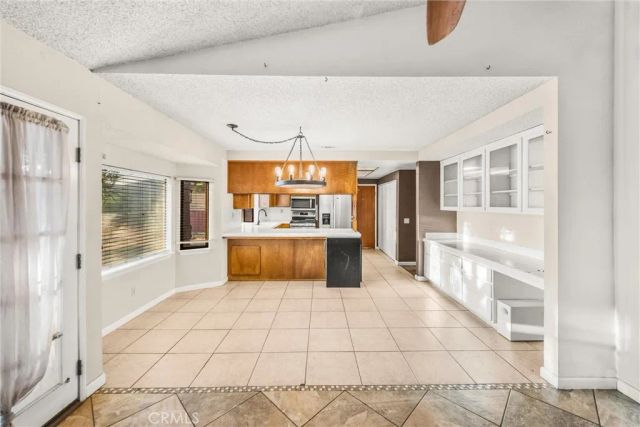 36164 Serape Drive, Yucaipa, CA 92399