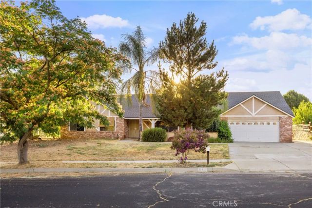 36164 Serape Drive, Yucaipa, CA 92399