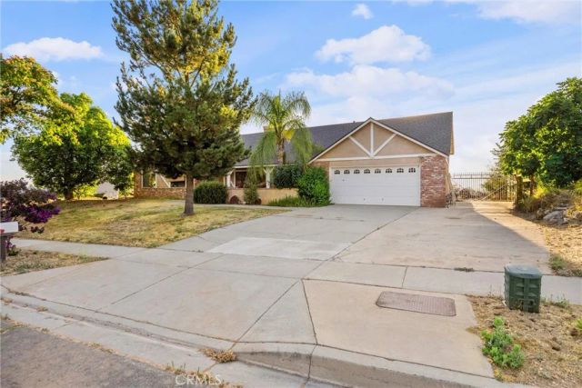 36164 Serape Drive, Yucaipa, CA 92399