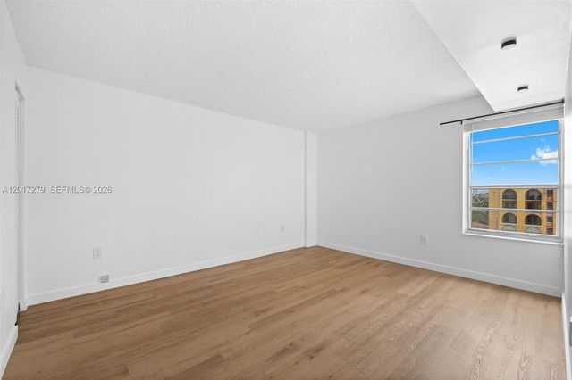 4801 NW 7th Street 803-16, Miami, FL 33126