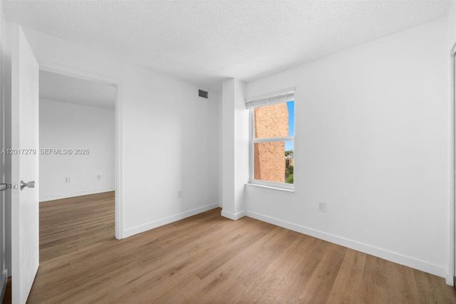4801 NW 7th Street 803-16, Miami, FL 33126