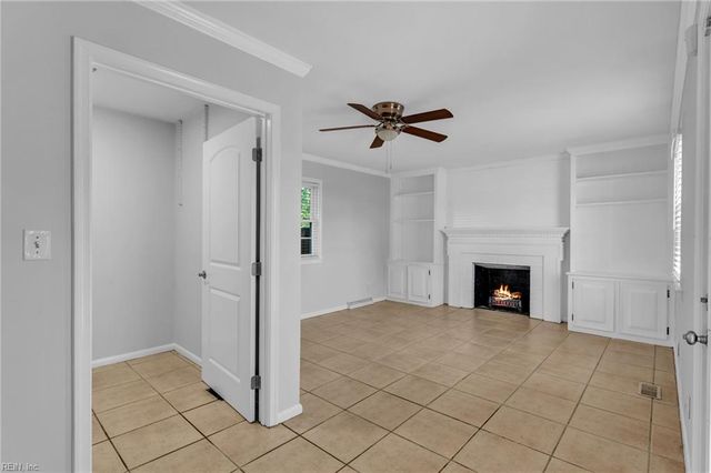4633 Miles Standish RD Dr, Virginia Beach, VA 23455