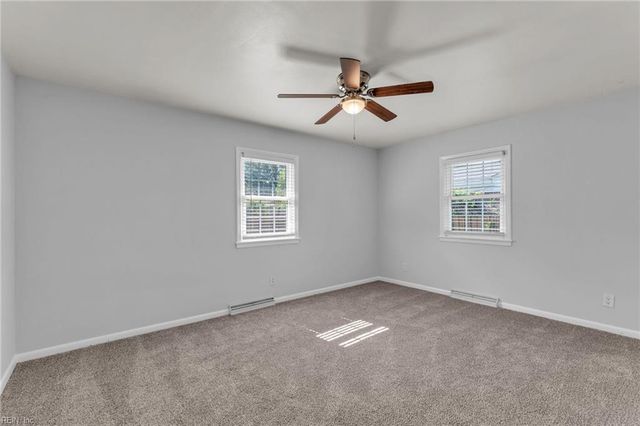 4633 Miles Standish RD Dr, Virginia Beach, VA 23455