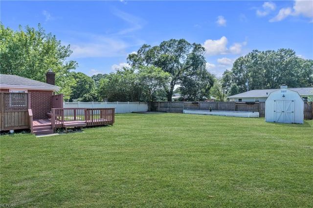 4633 Miles Standish RD Dr, Virginia Beach, VA 23455