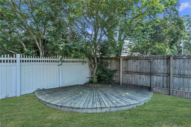 4633 Miles Standish RD Dr, Virginia Beach, VA 23455