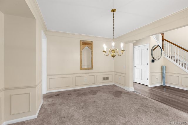 1853 Midchester Drive, West Bloomfield Charter Township, MI 48324