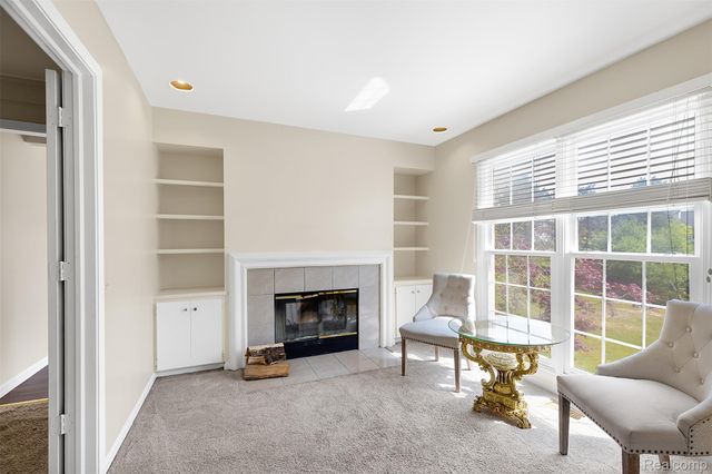 1853 Midchester Drive, West Bloomfield Charter Township, MI 48324
