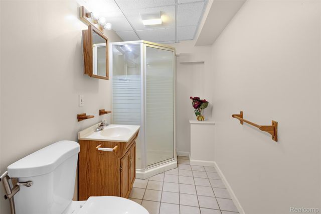 1853 Midchester Drive, West Bloomfield Charter Township, MI 48324