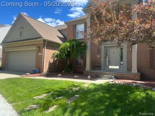1853 Midchester Drive, West Bloomfield Charter Township, MI 48324