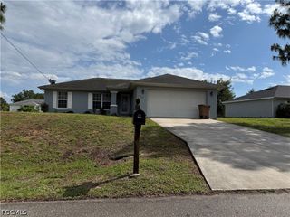 3705 9th ST SW, Lehigh Acres, FL 33976