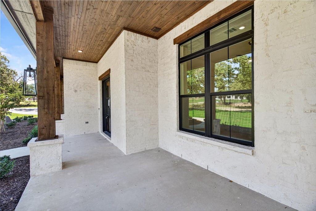 741 Cooper Trail, Weatherford, TX 76087 — photo 2