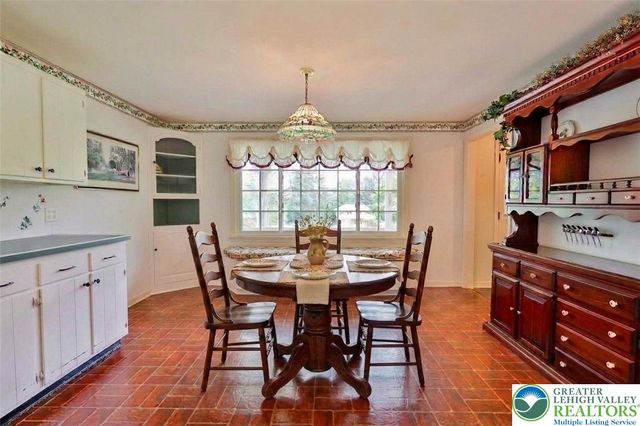 5662 Oak Lane, Upper Milford Twp, PA 18092