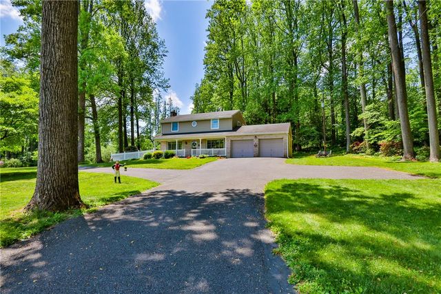 5662 Oak Lane, Upper Milford Twp, PA 18092