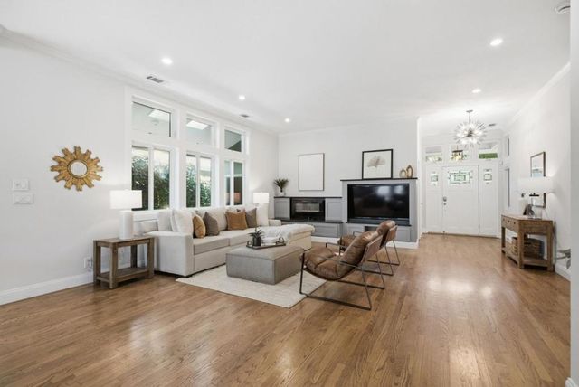 164 N 3rd Street, Campbell, CA 95008