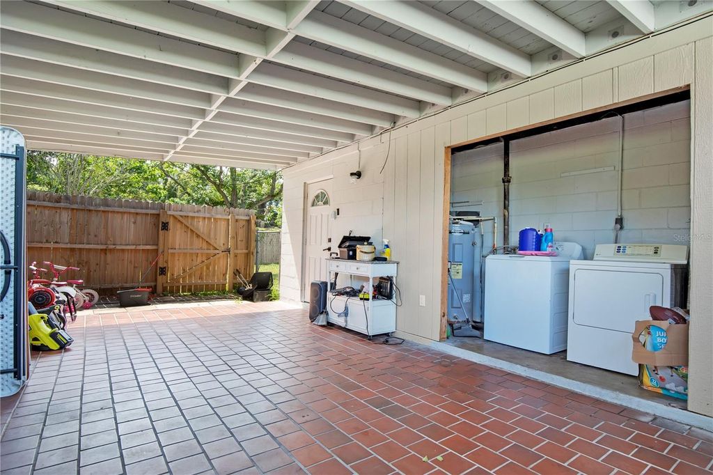 Image 19 of property listing at 1301 LAWNE BOULEVARD, Orlando, FL 32808