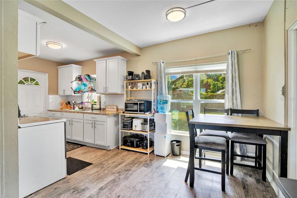 Image 27 of property listing at 1301 LAWNE BOULEVARD, Orlando, FL 32808