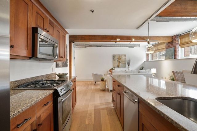 22 Cottage Park Ave 1, Cambridge, MA 02140